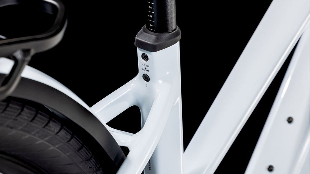 Cube Kathmandu Hybrid ONE 600 Lady polarwhite´n´black