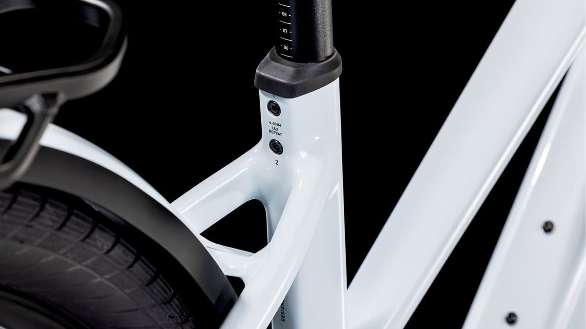 Cube Kathmandu Hybrid ONE 600 Lady polarwhite´n´black