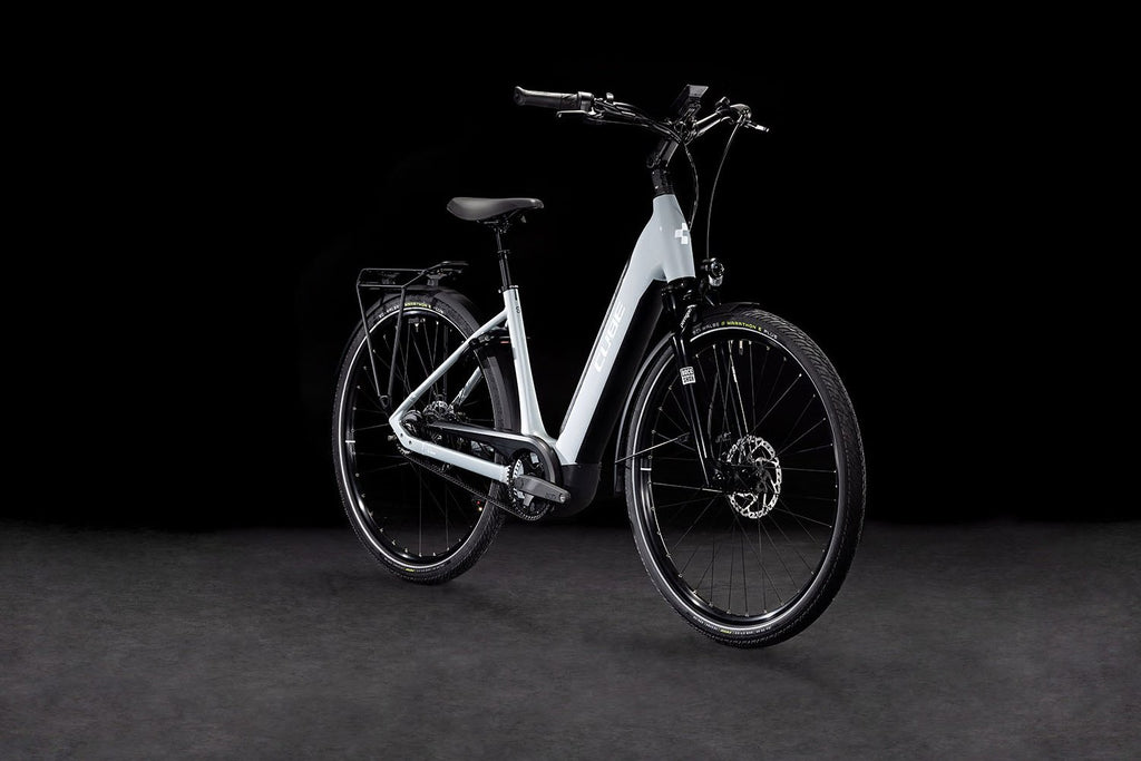Cube Supreme Hybrid Deluxe SLX 625 polargrey´n´white