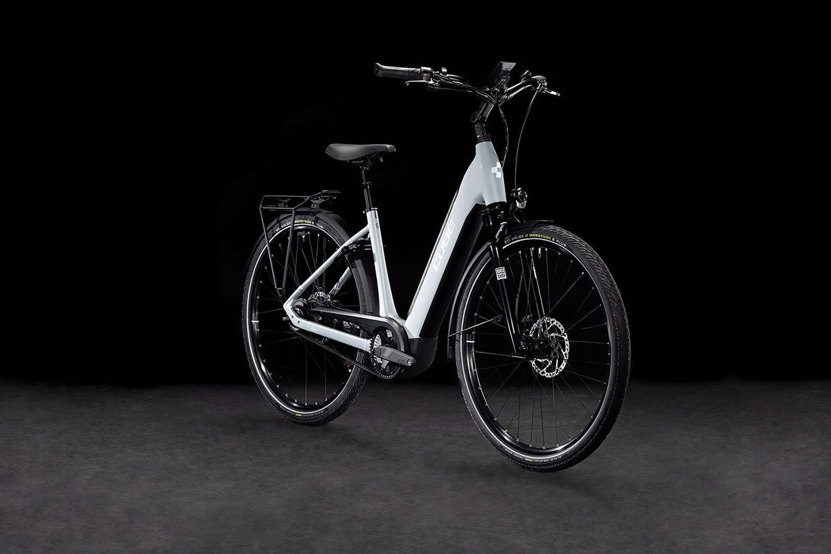 Cube Supreme Hybrid Deluxe SLX 625 polargrey´n´white
