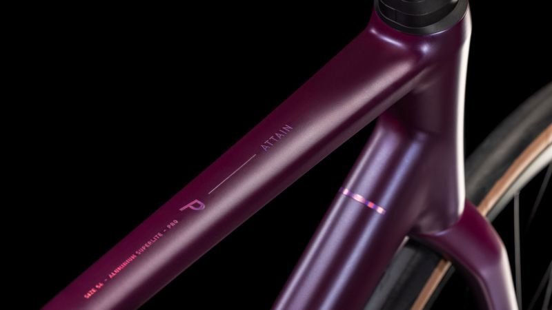 Cube Attain Pro hyperpurple´n´helio