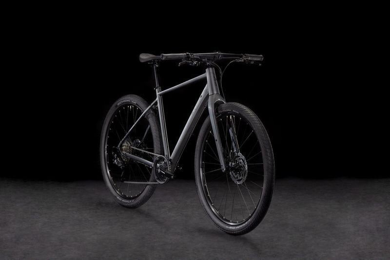 Cube Hyde ONE graphite´n´black