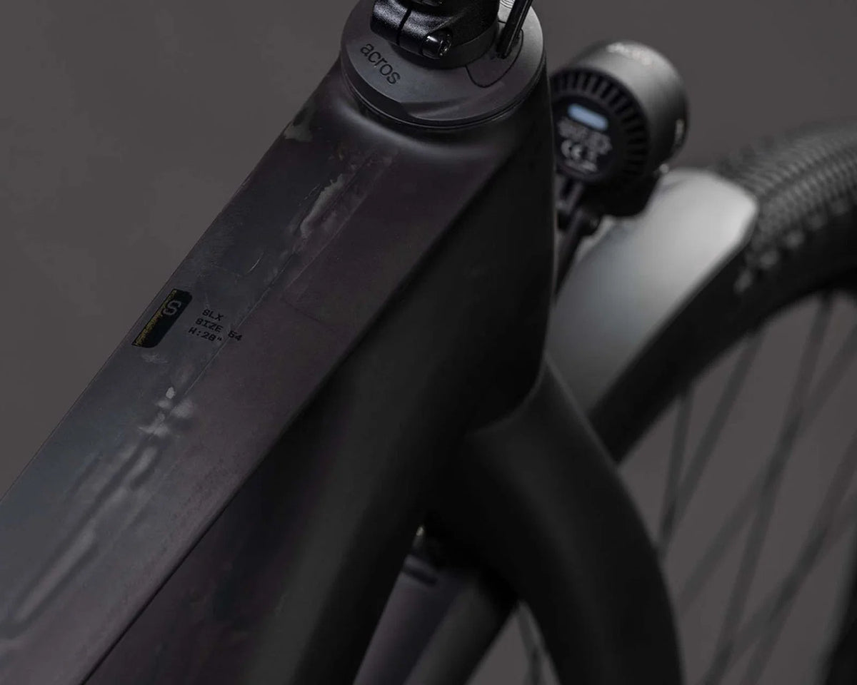 Kathmandu Hybrid C:62 SLX 400X - Elektro Carbon Trekking Bike 2026 | liquidblack´n´bluedust 28" - M