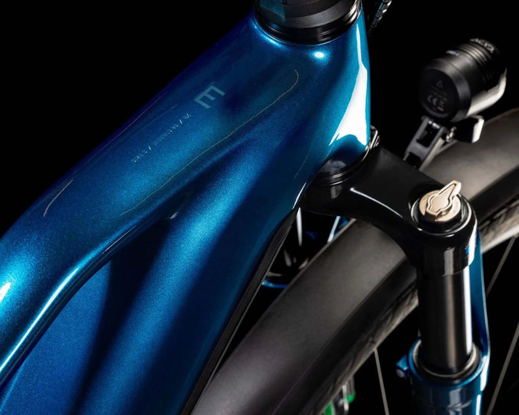 Kathmandu Hybrid EX 800 - Trapeze Elektro Trekking Bike 2025 | electricblue´n´chrome 29" - XS