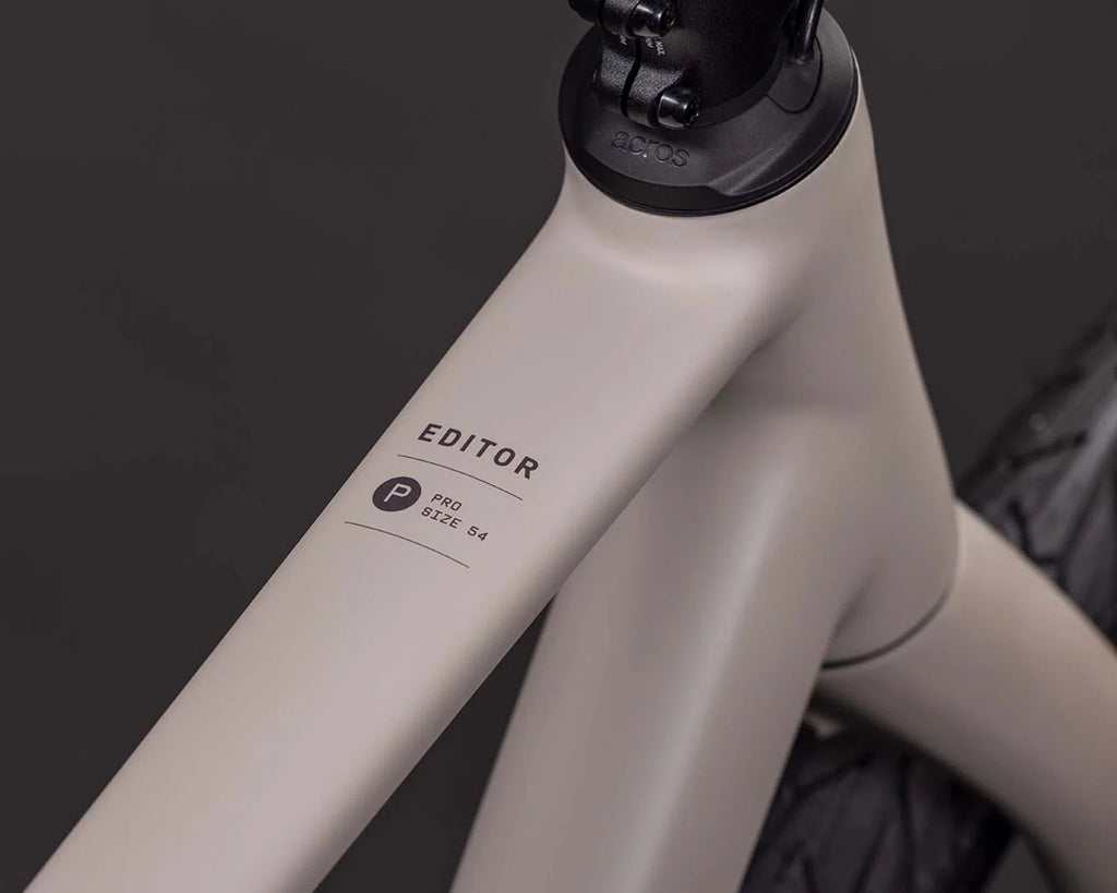 Editor Pro – Urban Bike 2026 | Hafergrau & Grau 29" – 50 cm