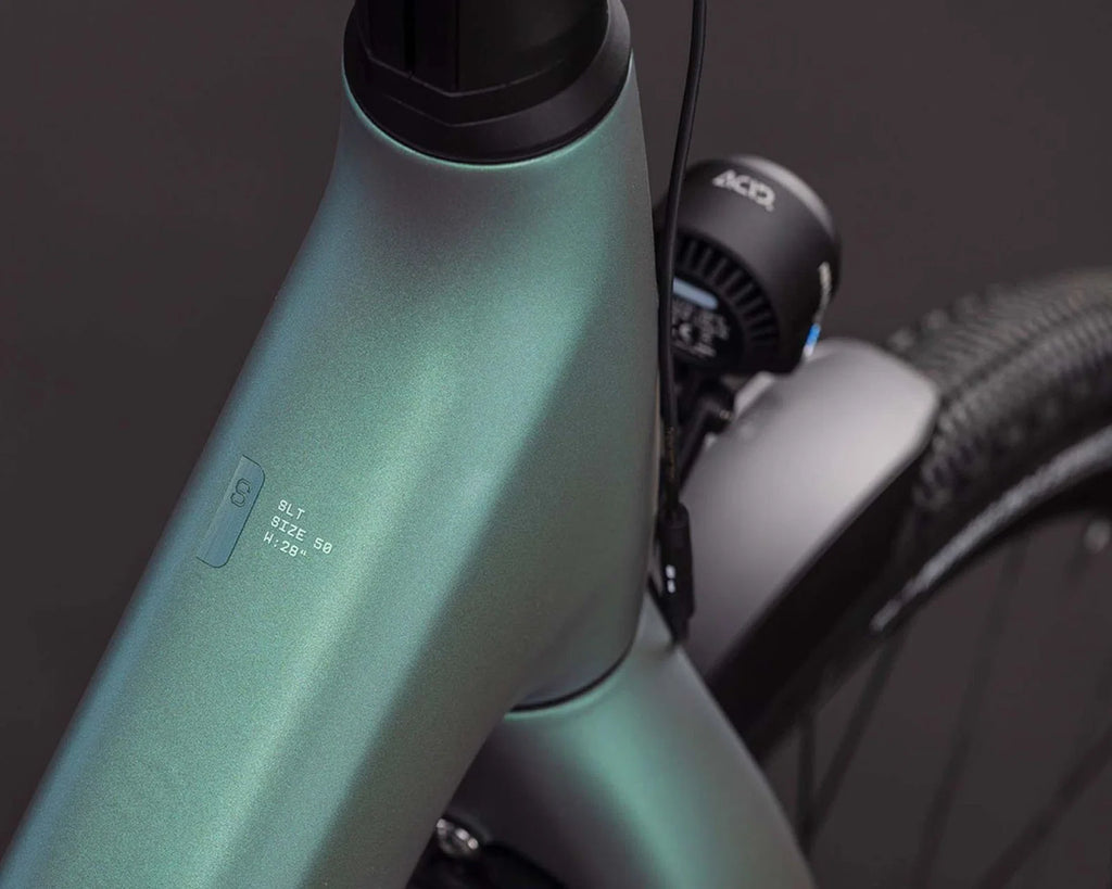 Kathmandu Hybrid C:62 SLT 400X - Easy Entry Elektro Carbon City Bike 2026 | seafoam´n´chrome 28" - L