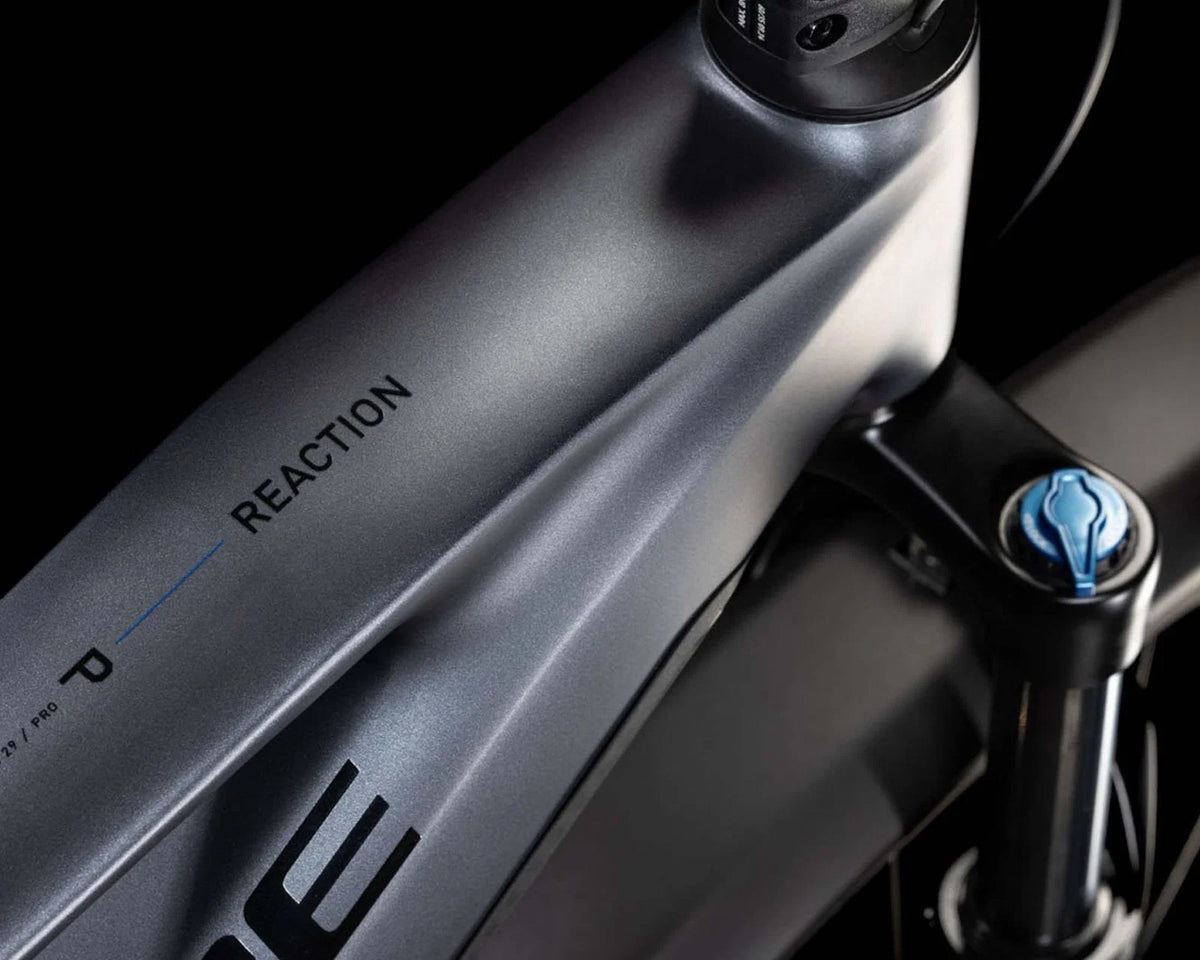 Reaction Hybrid Pro 600 Allroad – Elektro-MTB Hardtail 2025 | Metallicgrau/Schwarz, 29 Zoll – XXL