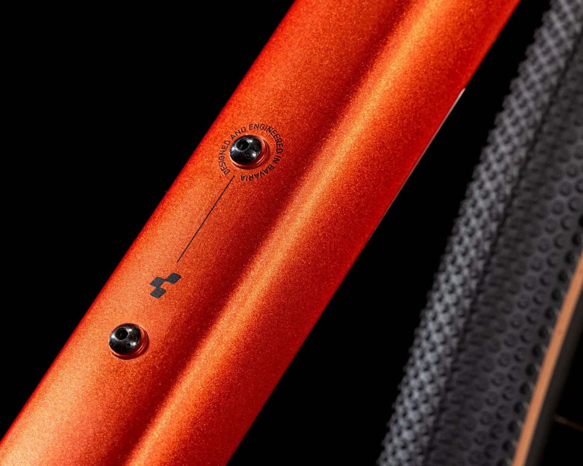 Nulane Pro – Fitnessbike 2025 | Feuerorange & Schwarz 28" – 59 cm